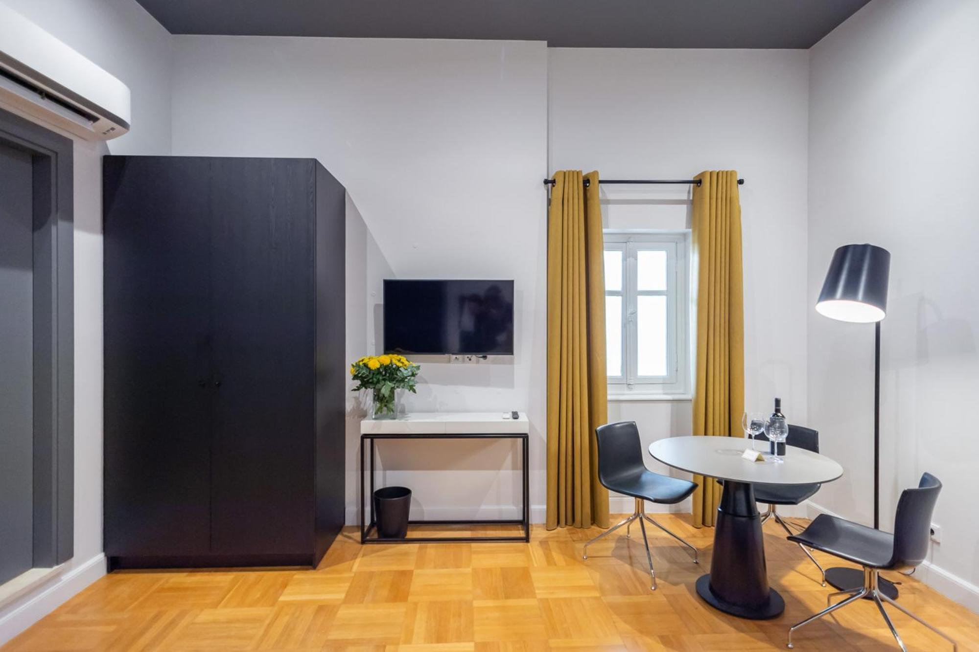33Solonossuites Atény Pokoj fotografie