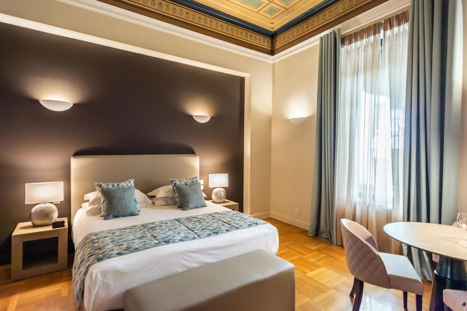 33Solonossuites Atény Pokoj fotografie